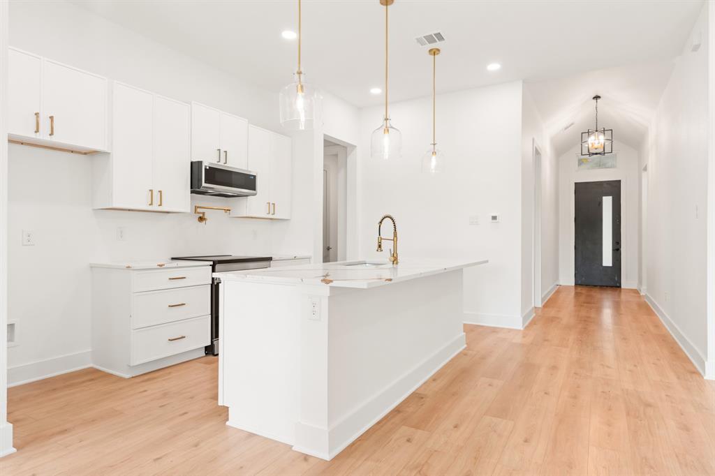 White Bluff - Residential