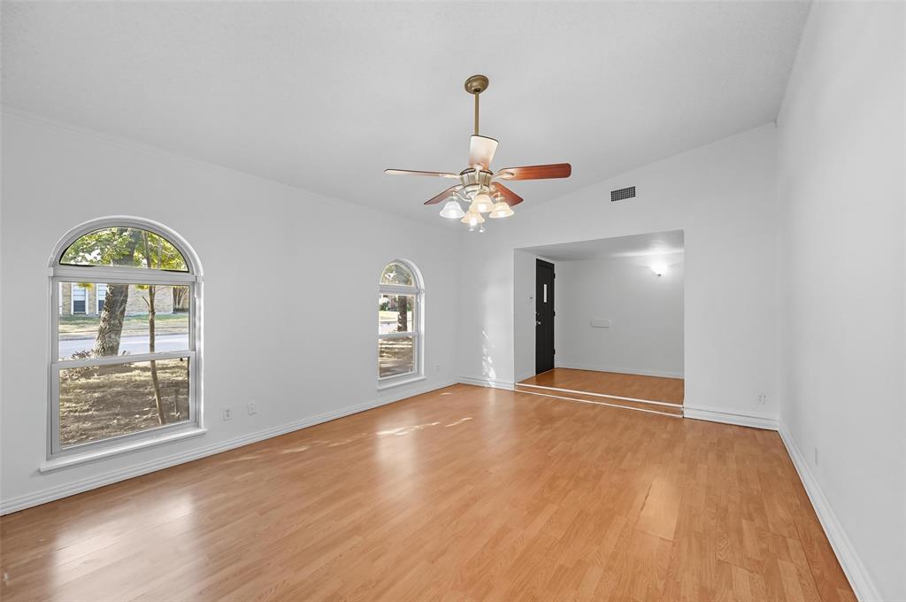 2106 Butterfield Trail