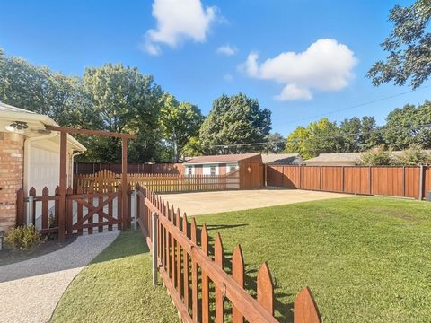Tiny photo for 1100 Navaho Trail, Richardson, TX 75080 (MLS # 21095055)