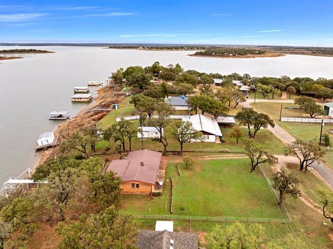 Lake Shore Estate - Residential