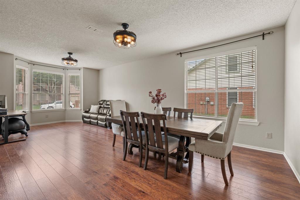 7663 Arcadia Trail