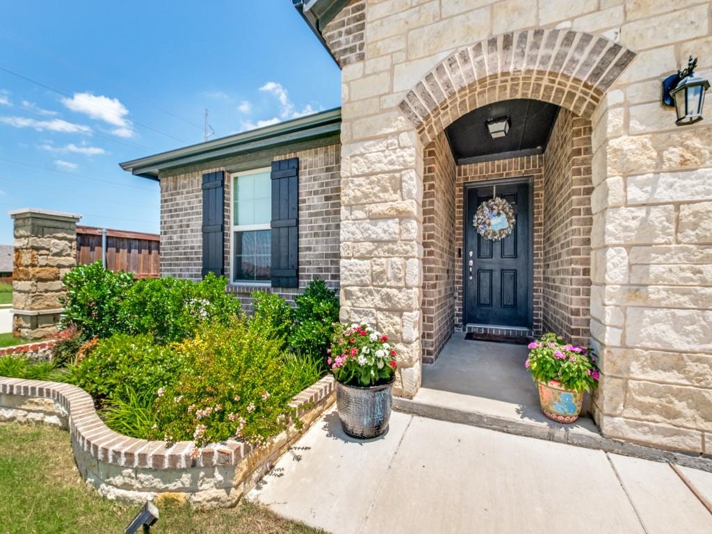 Photo of 5120 Valley Forge Drive, Denton, TX 76207 (MLS # 21305932)