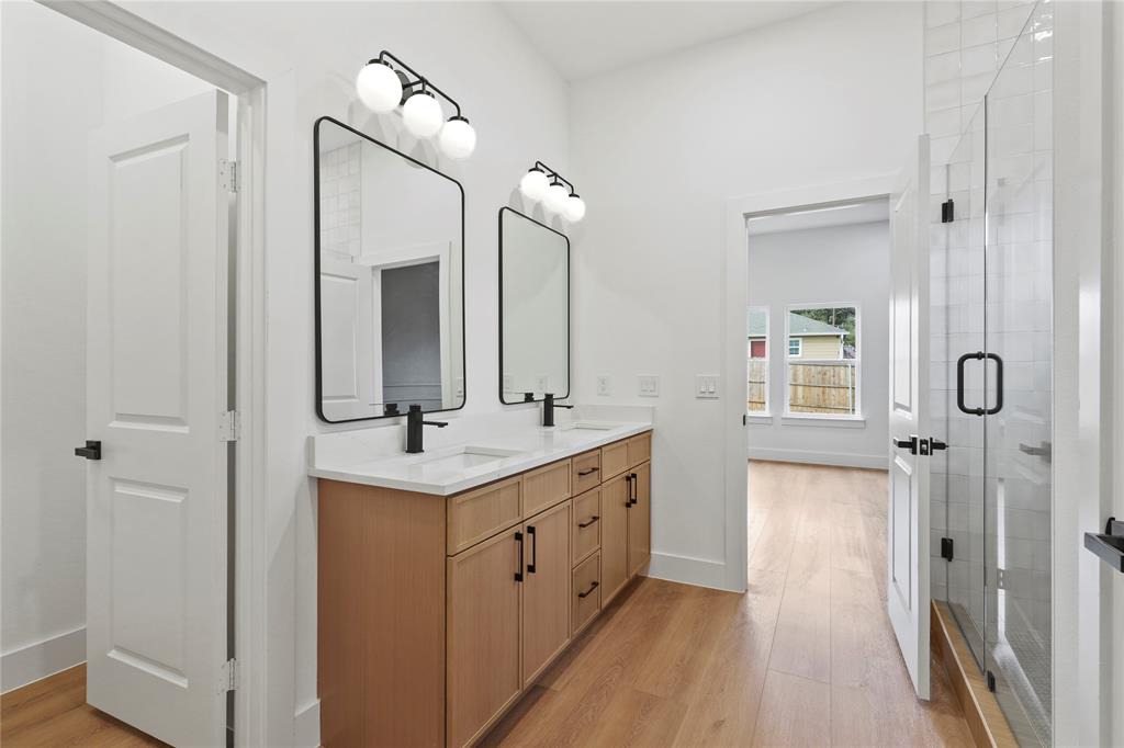 Alameda Heights - Residential