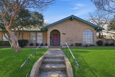 7432 Woodthrush Drive Dallas TX 75230