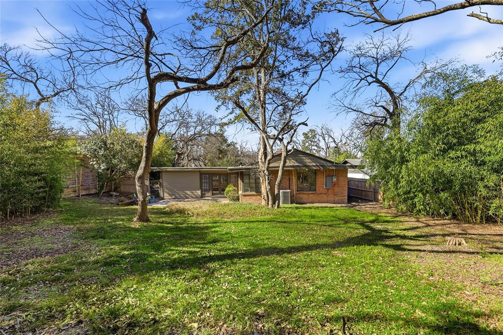 Lake Gardens - Residential