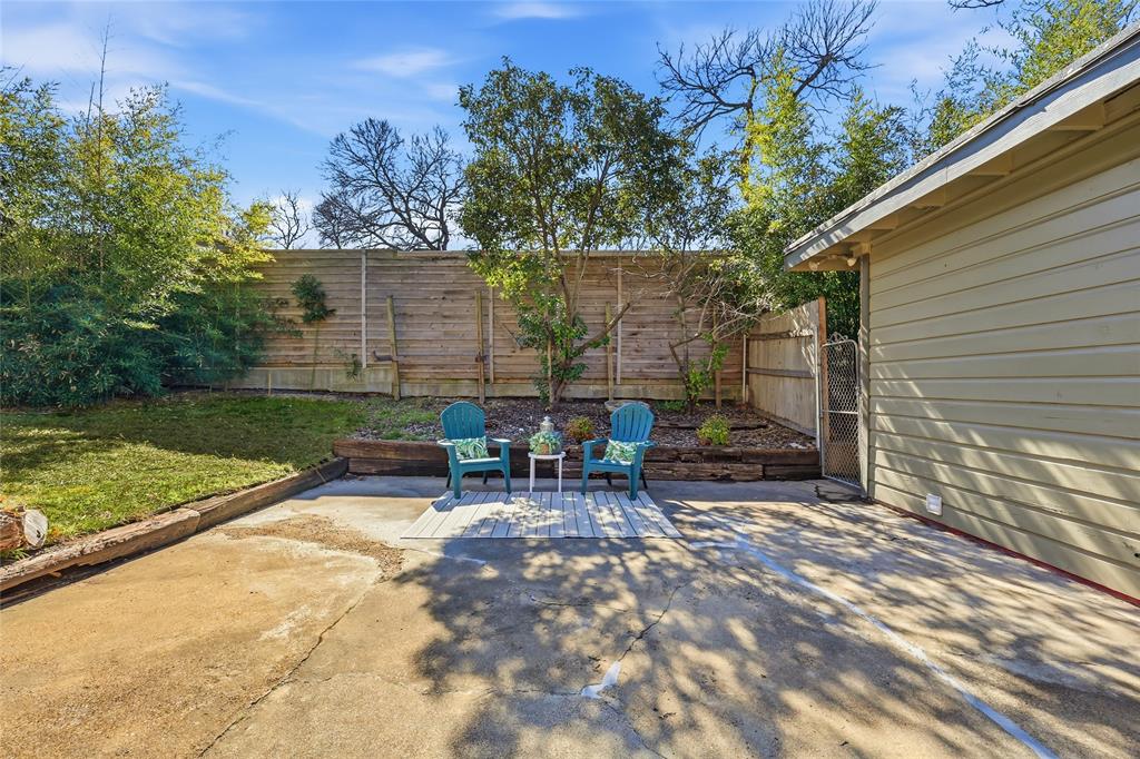 Lake Gardens - Residential