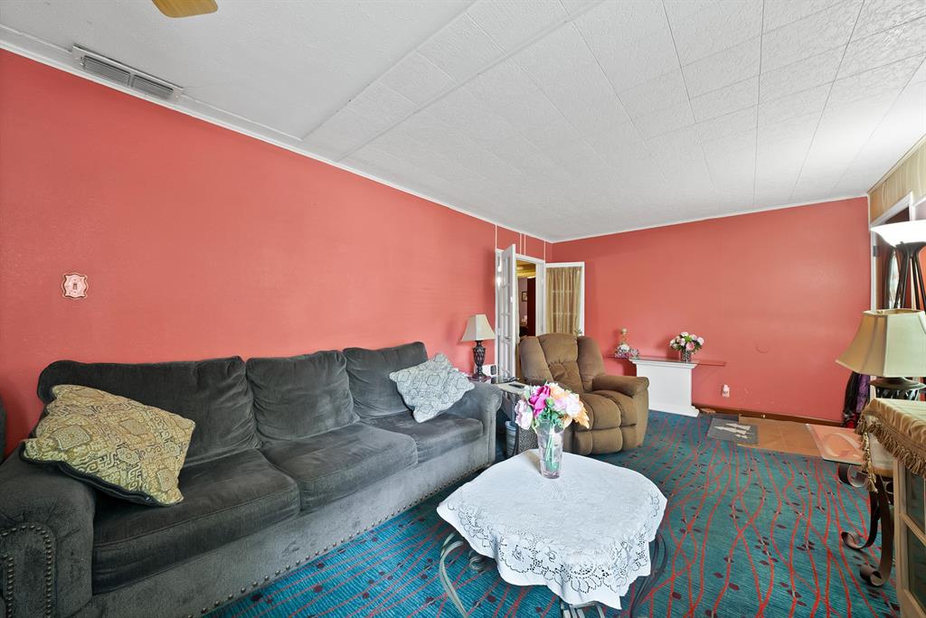 605 Biggs Terrace