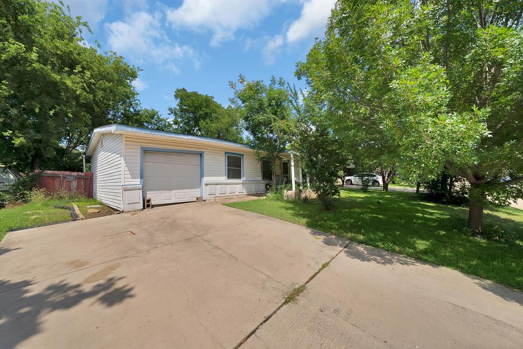 605 Biggs Terrace