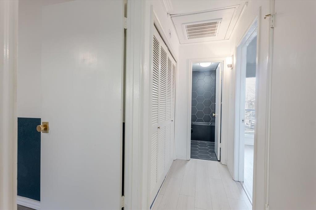 Cloisters Condo The - Residential