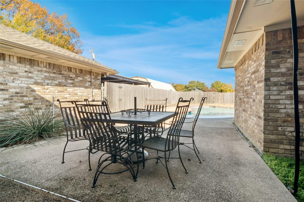 travis estates - Residential