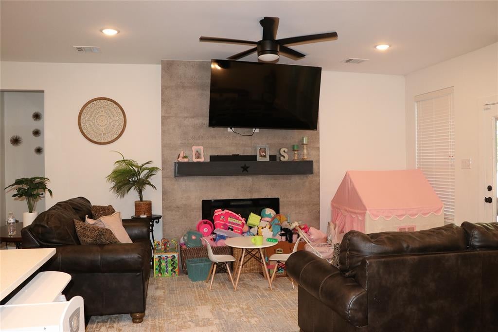 803 Netherland Drive