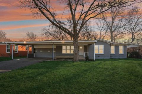 A home in Hurst