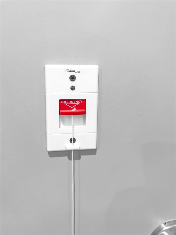 Bryants 1st Add - Commercial Sale