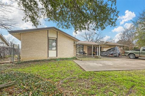 A home in Irving