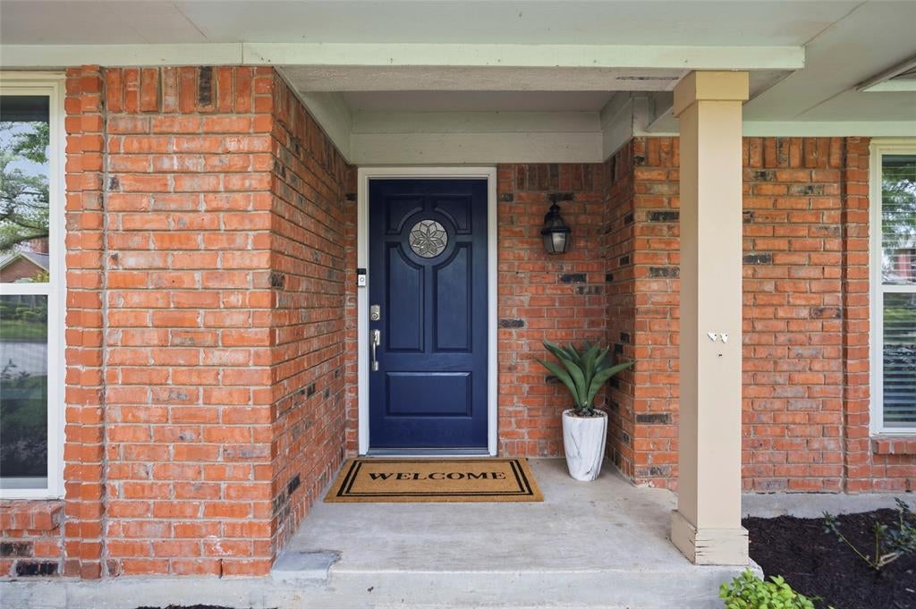 6409 Country Day Trail