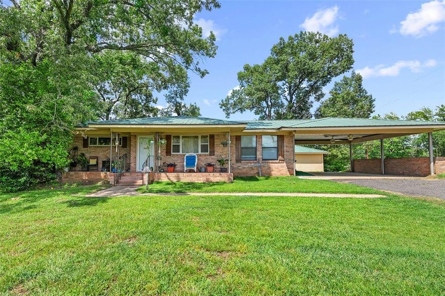 4 Bed, 2.5 Bath home situated in a convenient location in the heart of Quitman, Tx. This home offers over 2,000 sqft, an attractive kitchen layout, a separate 2 car garage, metal roof and a large corner lot. Close to local dining, grocery shopping, schools and medical facilities. Call for your showing today!