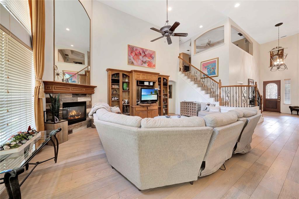 Hackberry Ridge - Residential