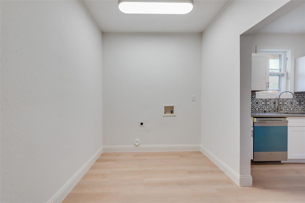 Lawn Place Add - Residential