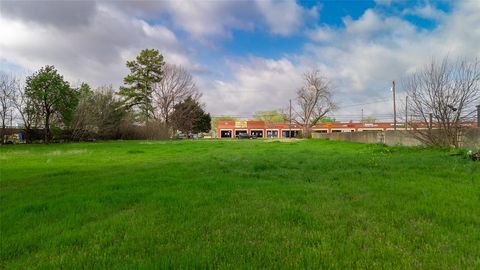 Tiny photo for 5324 Broadway Boulevard, Garland, TX 75043 (MLS # 20860492)