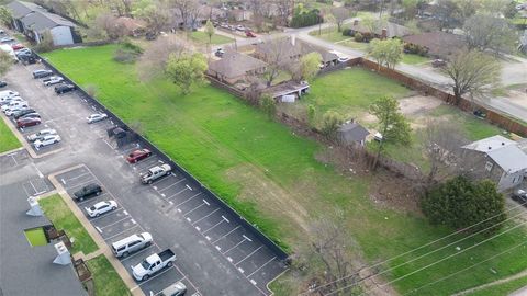 Tiny photo for 5324 Broadway Boulevard, Garland, TX 75043 (MLS # 20860492)