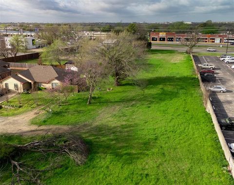 Tiny photo for 5324 Broadway Boulevard, Garland, TX 75043 (MLS # 20860492)