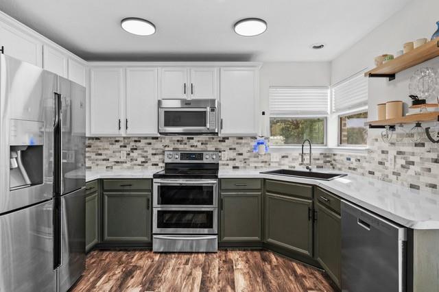 CEDAR MILLS ESTATES - Residential