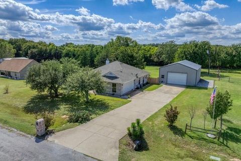 99 Catamaran Court Gordonville TX 76245