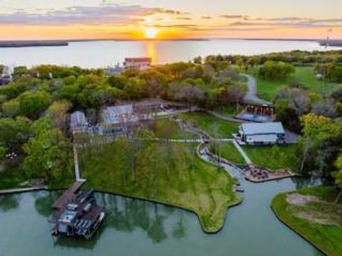 Tiny photo for 301 SE County Road 3250, Kerens, TX 75144 (MLS # 20986694)