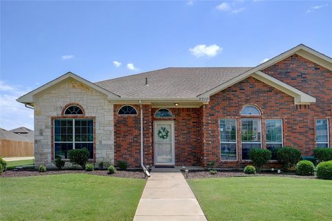 2210 Poinsettia Boulevard Denton TX 76208
