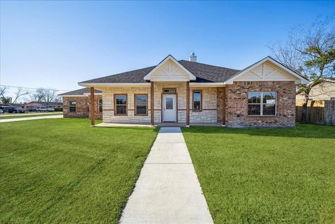 A home in Kaufman