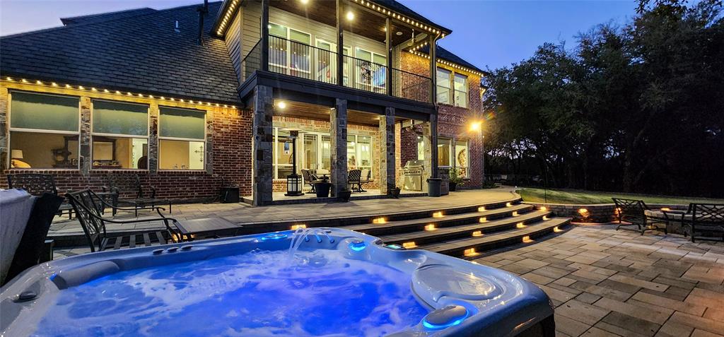 19069 Lakeview Court