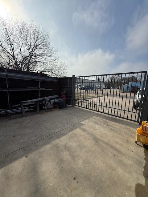 O T Ennis - Commercial Sale