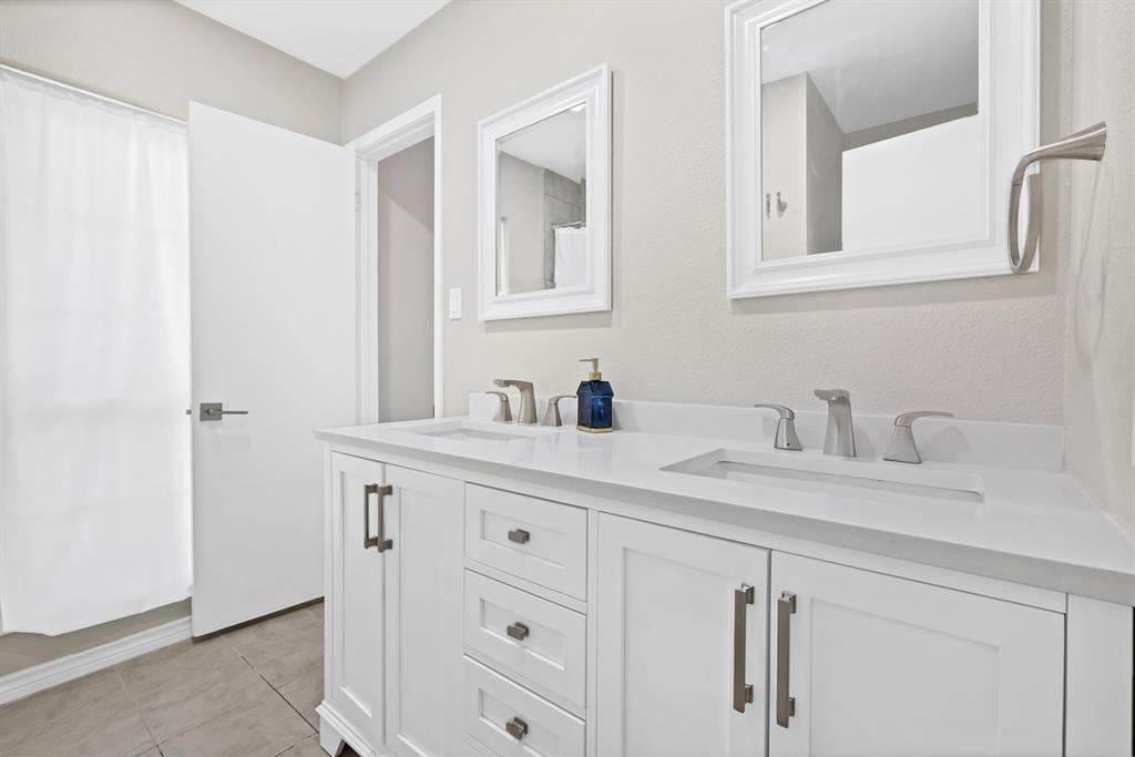 Collin Square Ph I - Residential