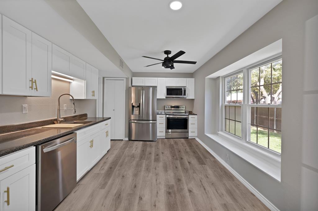 Collin Square Ph I - Residential