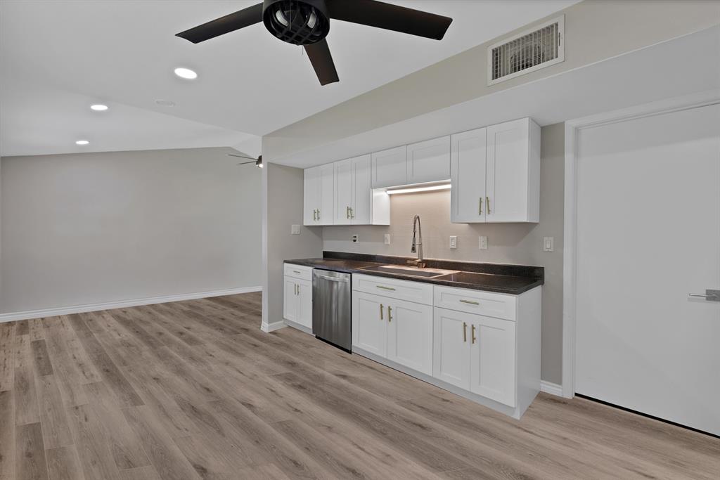 Collin Square Ph I - Residential