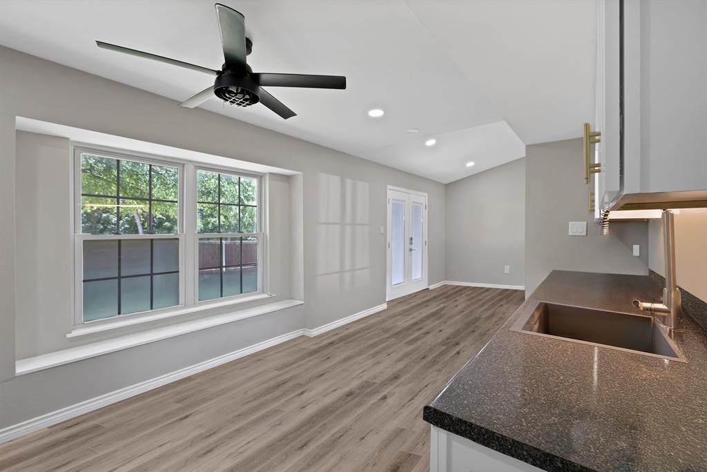 Collin Square Ph I - Residential