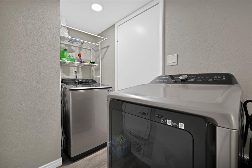 Collin Square Ph I - Residential