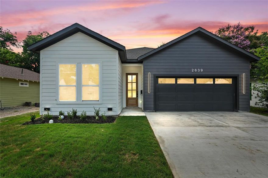 Welcome to this absolutely gorgeous NEW CONSTRUCTION Contemporary Modern 3-bedroom, two full-bath home with a 2-car garage. As you enter, you'll appreciate the meticulous details leading into the amazing open living space. The open layout connects the living room, dining area, and kitchen, creating a comfortable flow. The kitchen offers modern appliances, ample cabinet space, a tile backsplash, gorgeous countertops, and elegant fixtures. The primary is a true retreat with an impressive en-suite bath and walk-in closet. Continue out back to the large backyard and covered patio, perfect for pets and entertaining. Don’t miss the chance to make this house your home—schedule a tour today to see its inviting features!