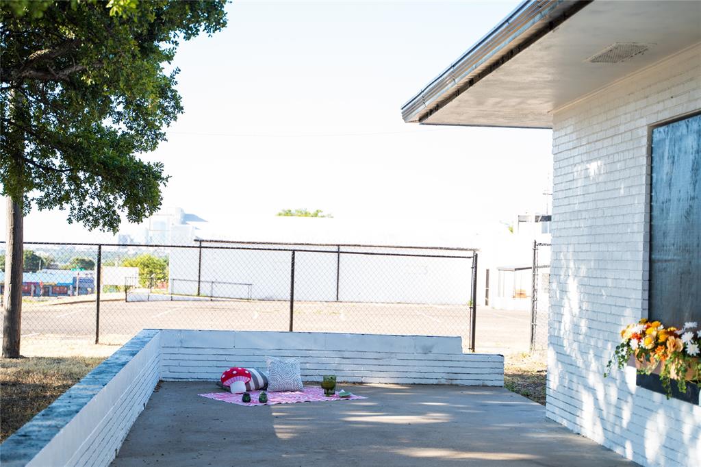 Archer W A Add - Commercial Sale