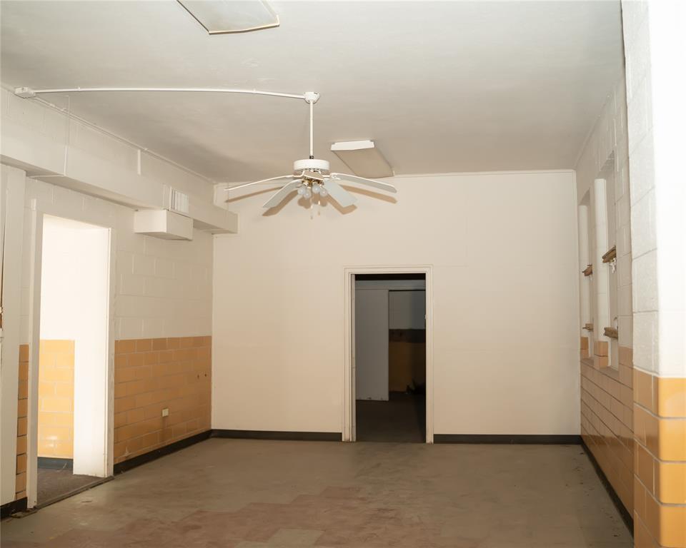 Archer W A Add - Commercial Sale