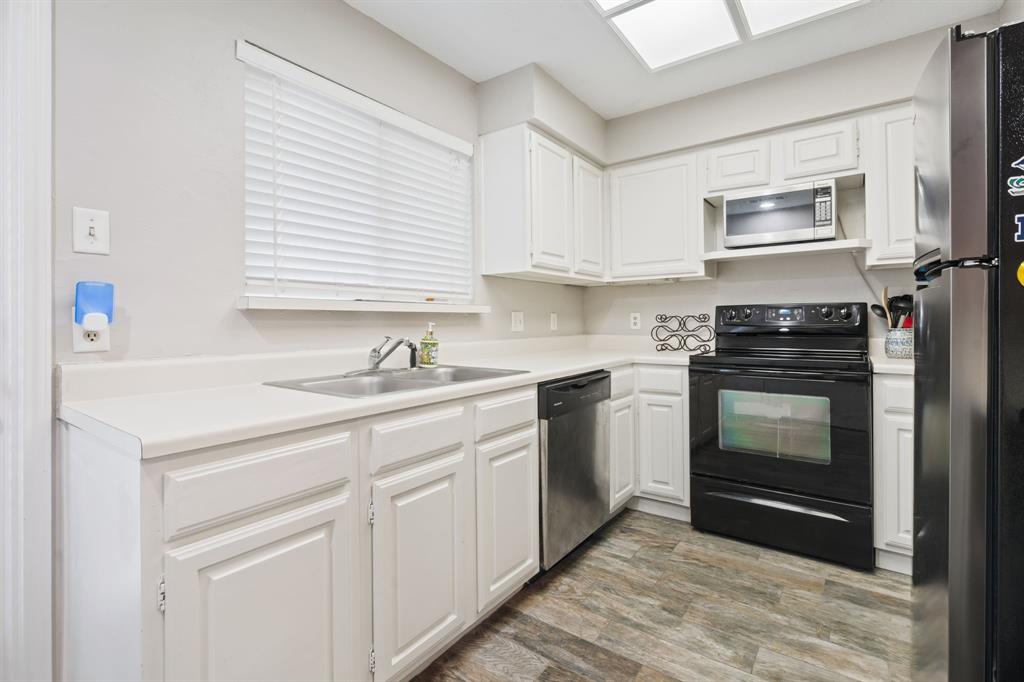 COLUMBINE, THE (A CONDOMINIUM) - Residential