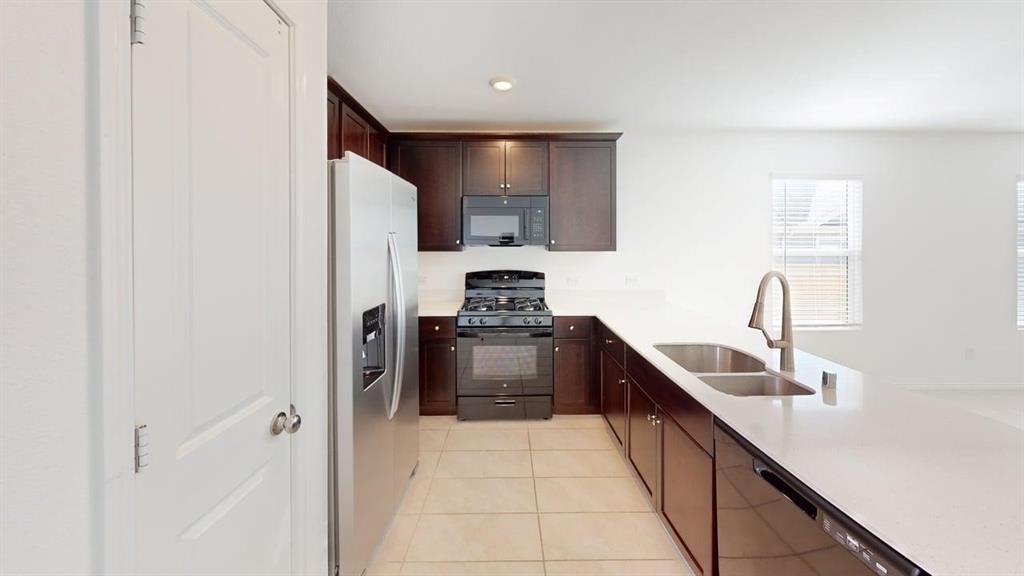 Northpointe Ph 1b - Residential Lease