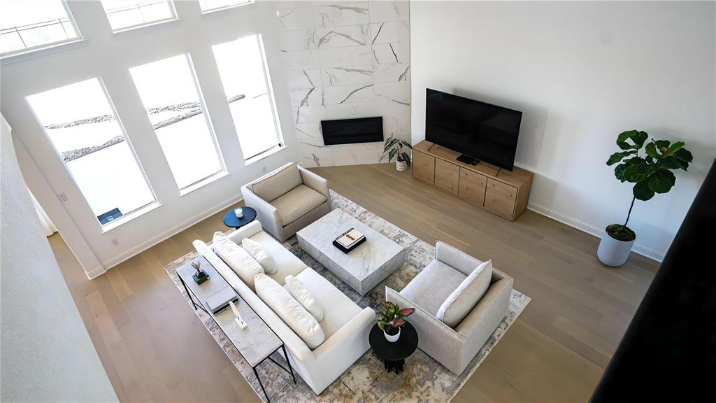 TOWN LAKE PHASE FOUR BLK A LOT 24 - Residential