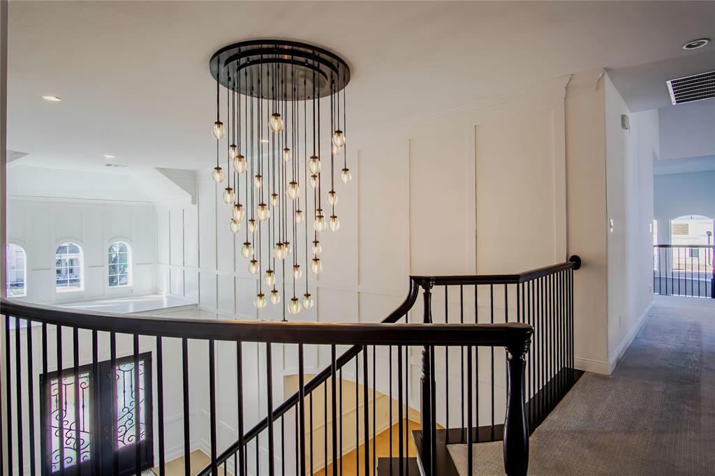 TOWN LAKE PHASE FOUR BLK A LOT 24 - Residential