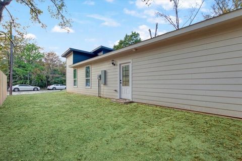 A home in Mabank