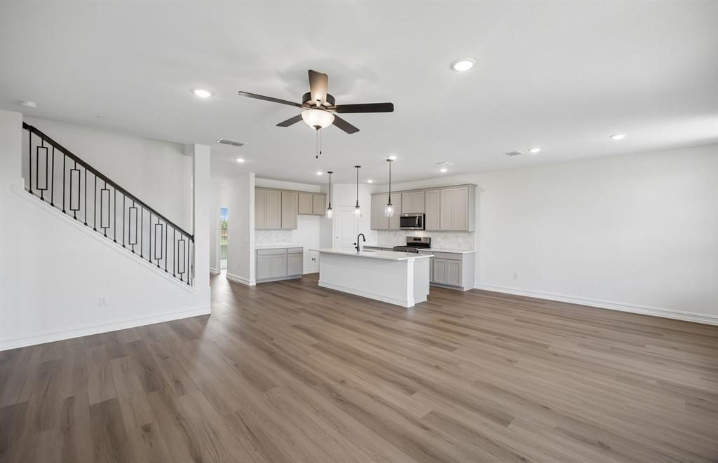 1624 Cydney Lane