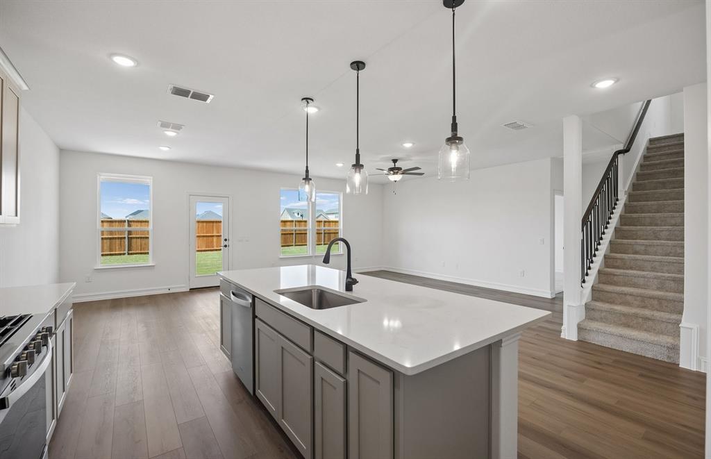 1624 Cydney Lane