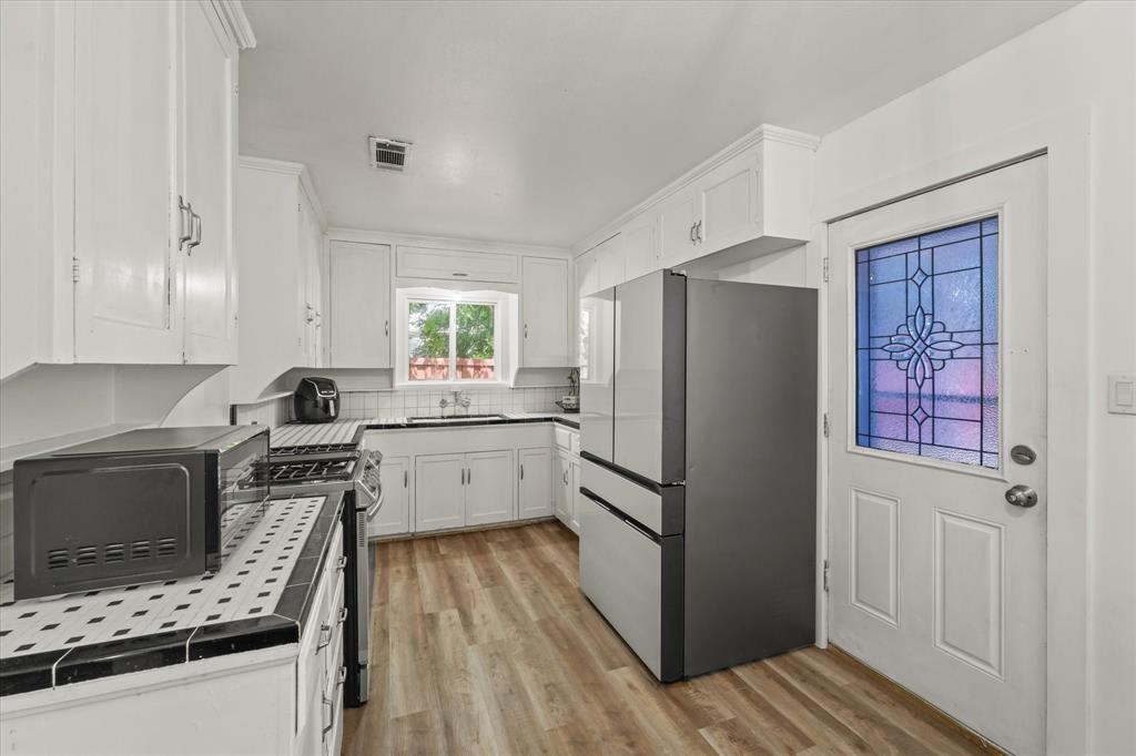 Summit Lawn - Residential