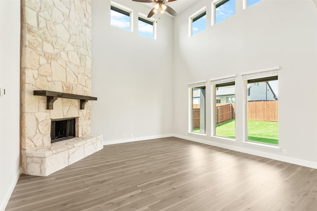 Ridgepoint - Residential