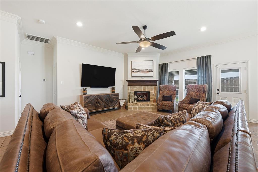 145 Winged Foot Drive